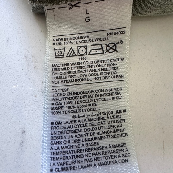 Women’s Old Navy Olive Through Sleeveless Flutter Sleeve Jumpsuit size L - Picture 12 of 13